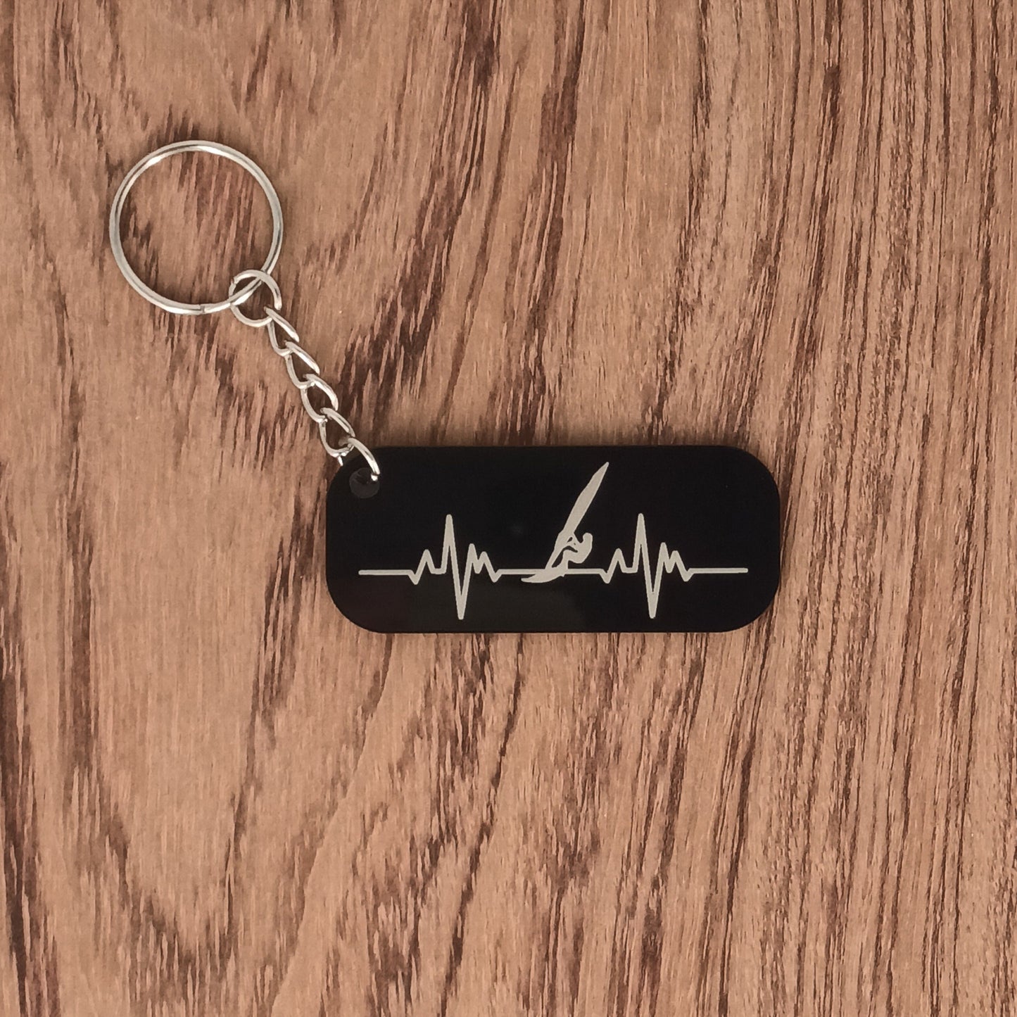 Porte-Clé Acrylique Noir : Battement de Cœur Voile